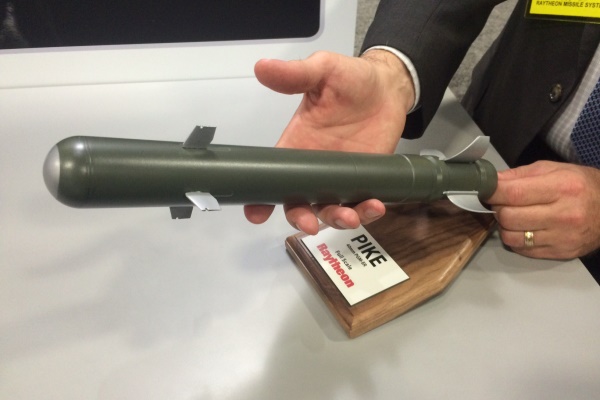 Tập đoàn vũ khí Raytheon trình làng tên lửa siêu nhỏ ảnh 1